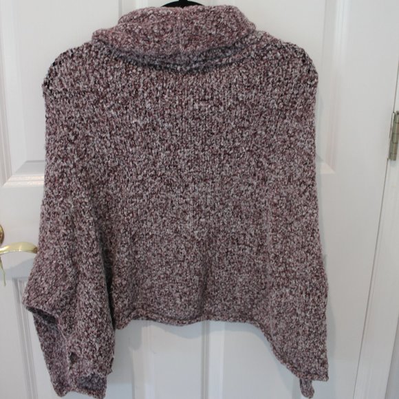 FREE PEOPLE loose turtle neck sweater - Picture 2 of 3